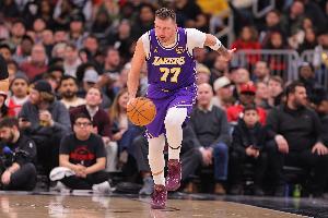 若更年轻会多扣篮？东契奇：两分就是两分 接下来我会多扣的